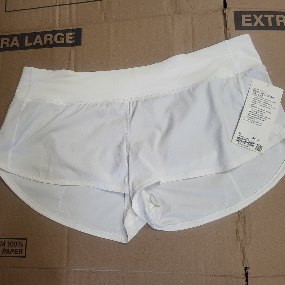 Lululemon White Speed Up LR 2.5" Lined Shorts Women Size 14 NWT